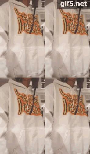 憋疯的外国网红在干嘛？玩尬舞、枕头挑战，还有裸体女友！