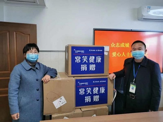 守望相助众志成城新闻,守望相助共同抗疫视频