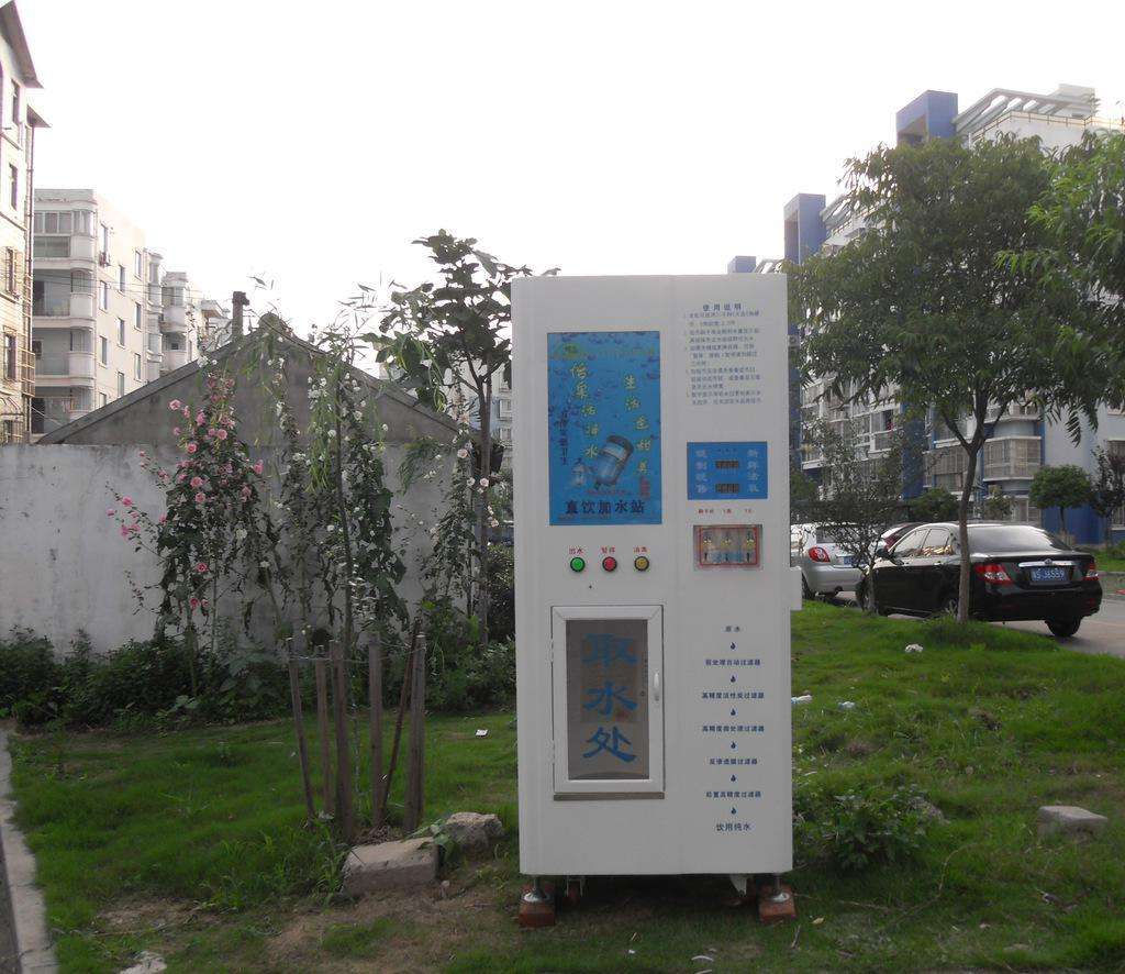 家用净水机与桶装水比较的优点,家用净水器的水和桶装水哪个好