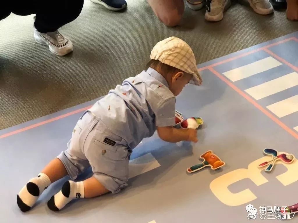 小小周周杰伦,小小周周杰伦照片