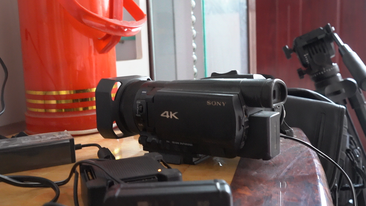 河北一小伙拍家乡风貌走红网络，为帮老乡们创收，通过短视频一年卖7万斤农产品