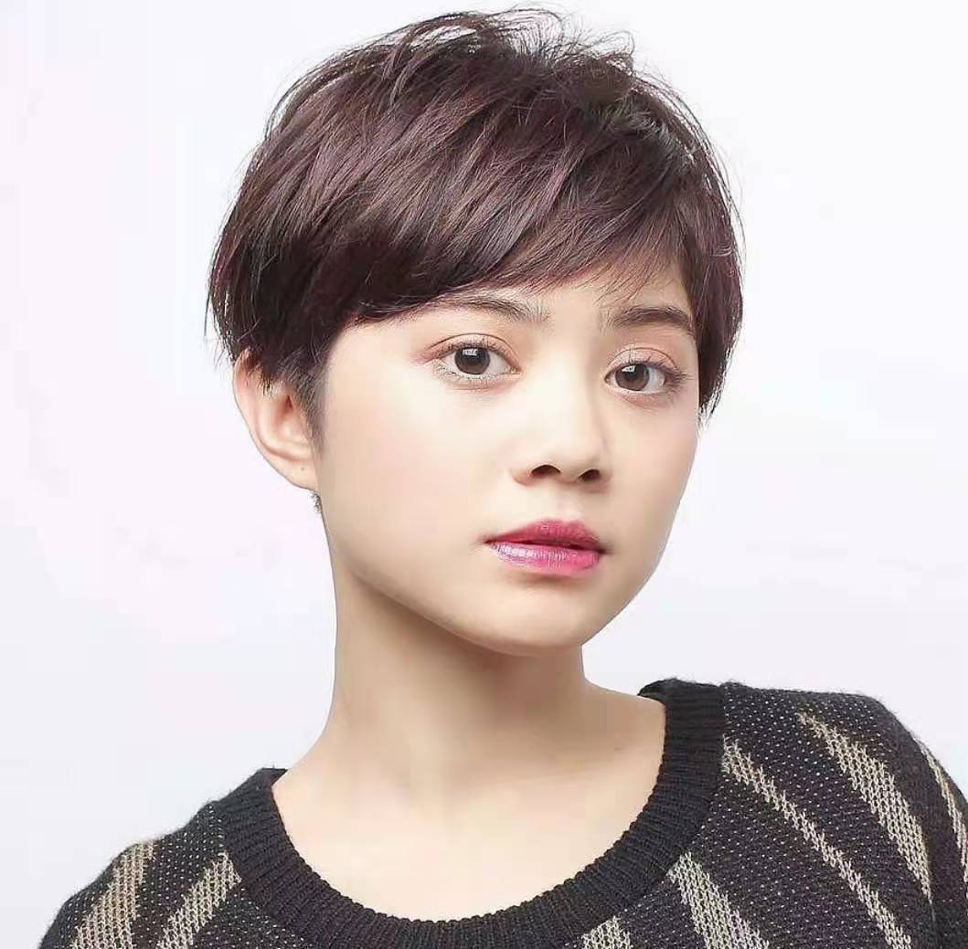脸比较圆适合什么发型显脸小,脸大脸圆适合什么发型减龄