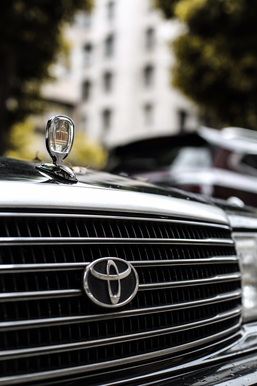 2018款丰田皇冠改装,丰田皇冠3.0老款内饰