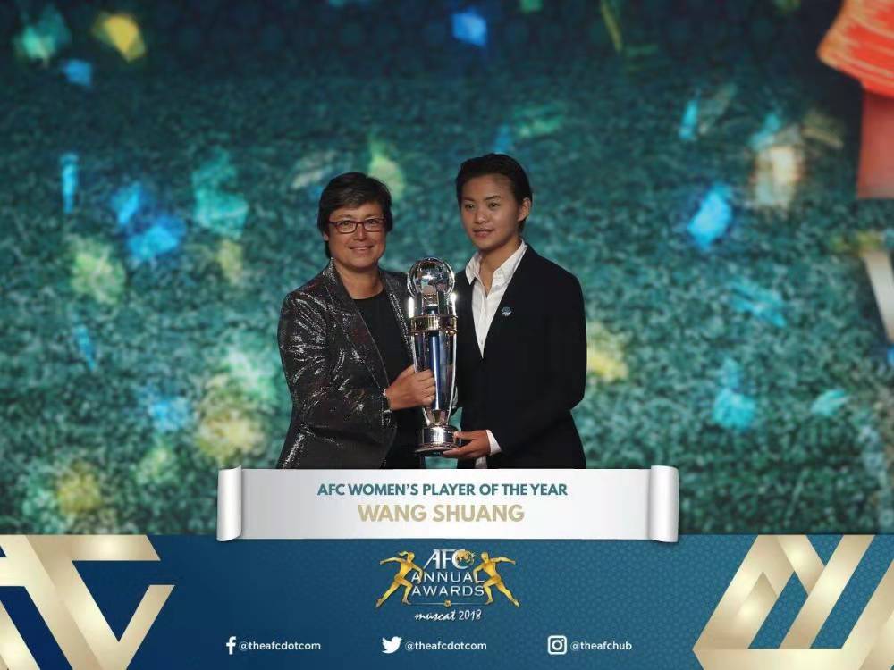 王霜可爱视频,中国女足王霜帅气视频