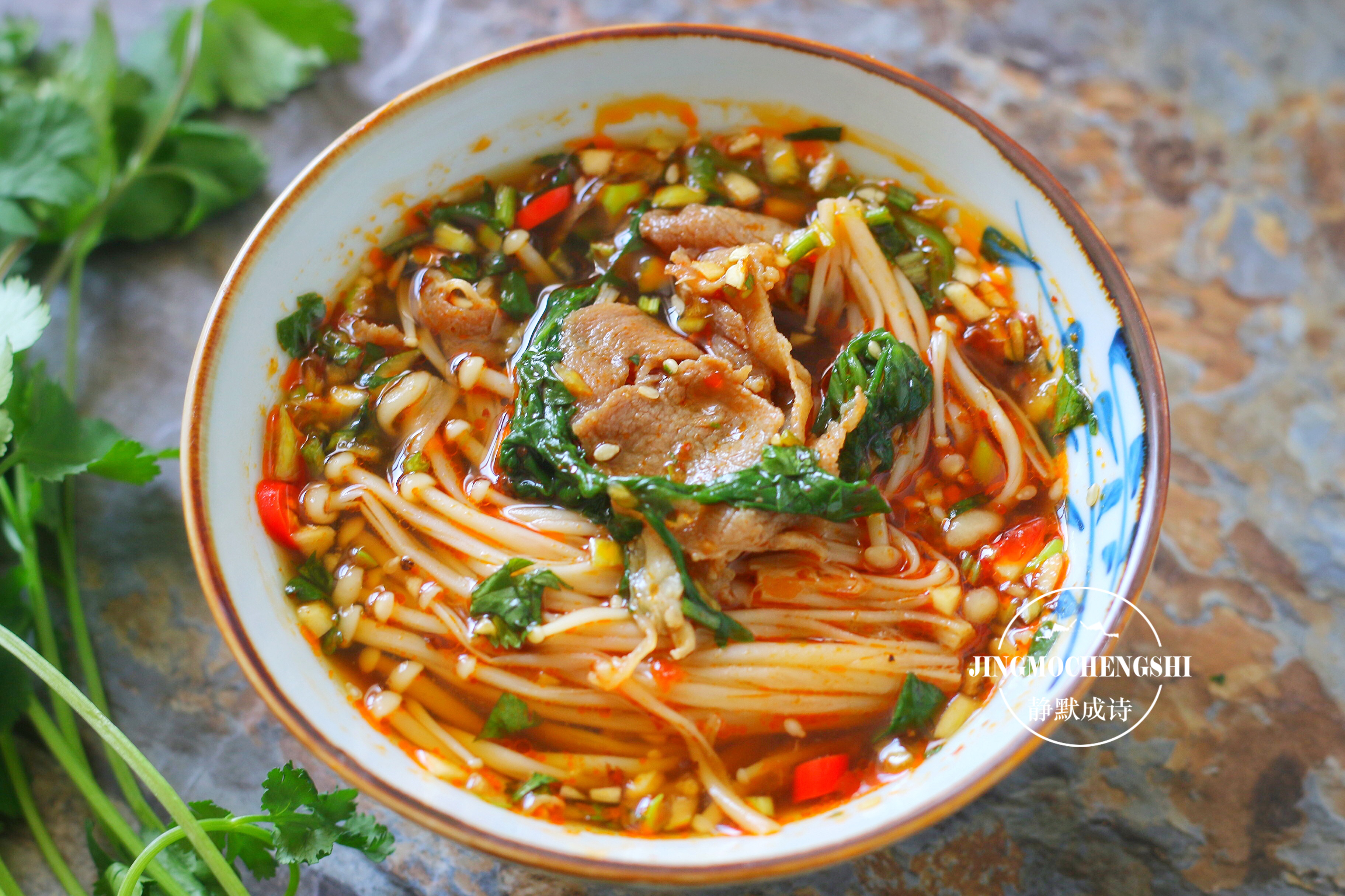 教你做万能蘸料,凉拌菜火锅干碟蘸料怎么调才好吃