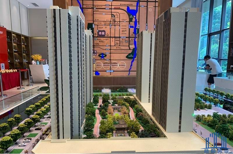 中原区华瑞紫银华庭值不值得买,高新区华瑞紫银华庭户型