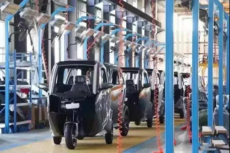 冬季热销之火：旺季时间紧任务重，卖三轮想赚钱先做好这两件事