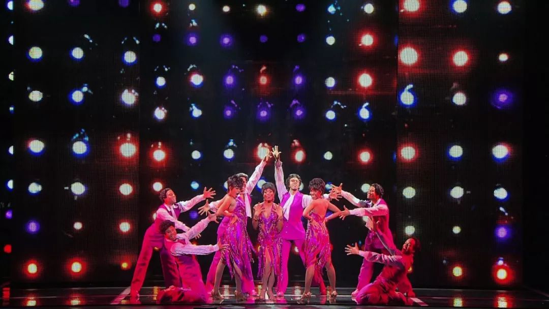 碧昂丝经典片段,碧昂丝经典表演感性演唱嘉宾动容