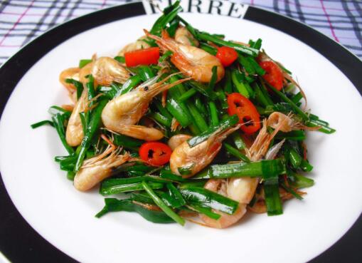 虾米怎么炒简单又好吃,虾米和什么一起炒又健康又好吃