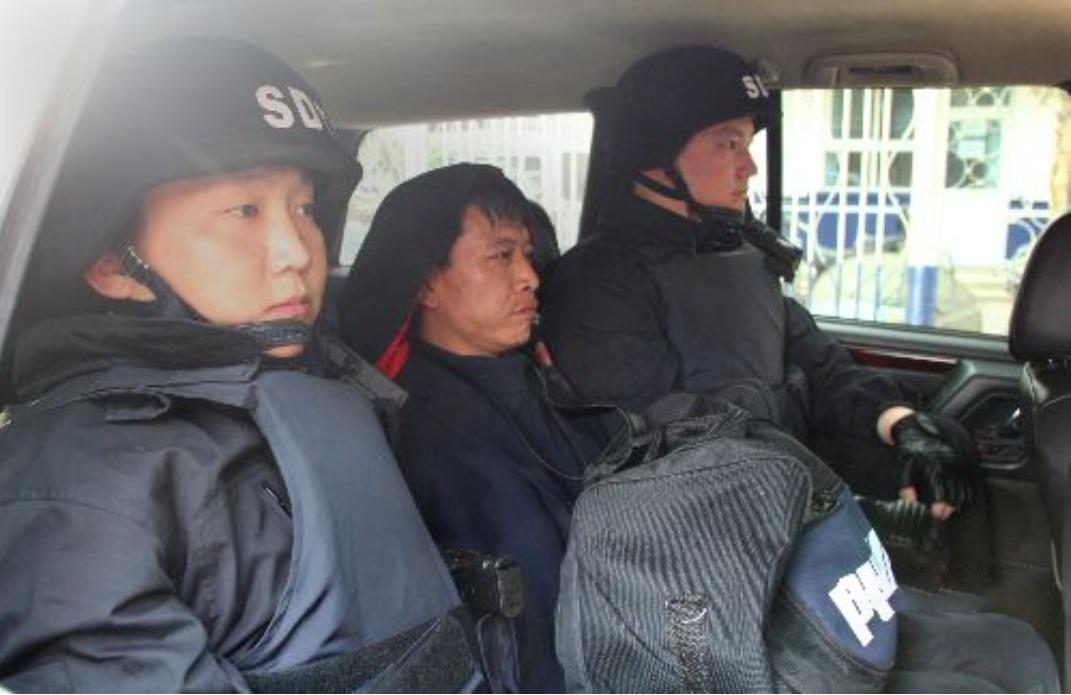 5000万买彩票盗窃案 (银行职员盗窃5100万只为买彩票)