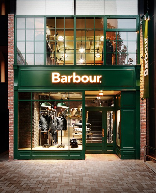 涓婅嚦甯濈帇灏嗙浉涓嬭嚦骞虫皯鐧惧,鑻卞浗鐨囧鍝佺墝barbour