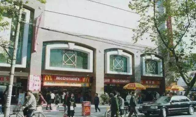 100元人民币在各地买到什么,100元人民币在50年代可以买到什么