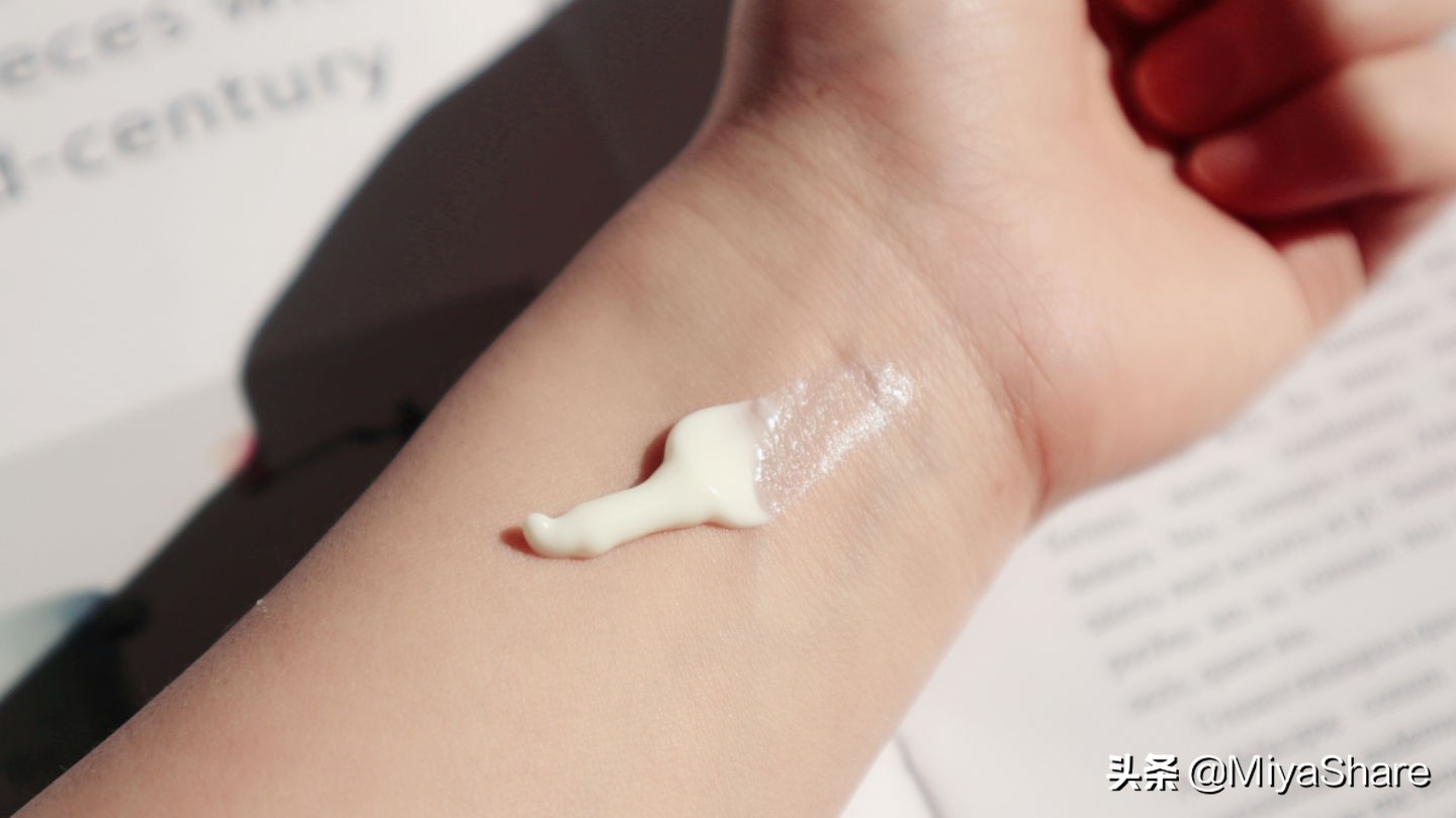 isdin怡思丁水感防晒霜30ml,isdin防晒霜和兰蔻防晒霜哪个好