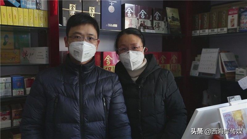 青岛西海岸新区：小区门口的义务“采购员”