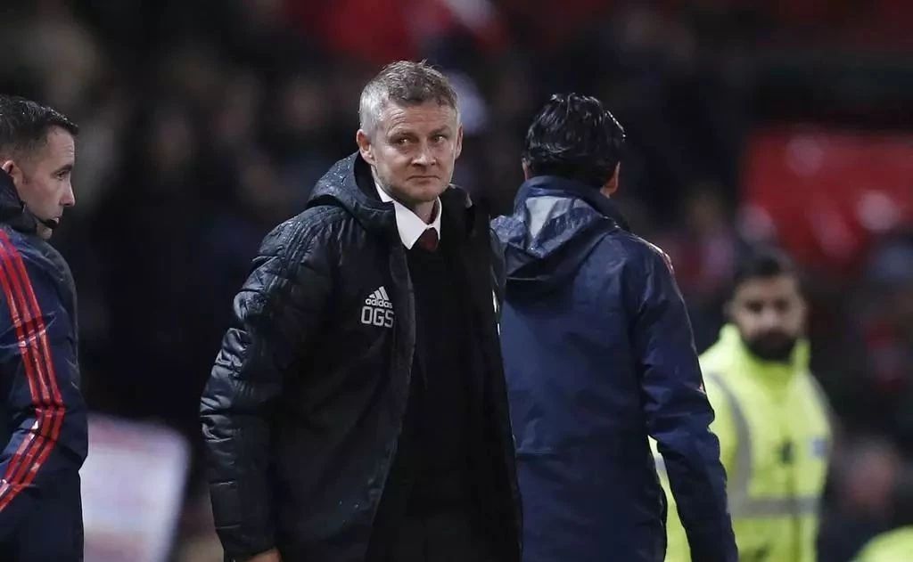 患难见真情,8000万标王力挺曼联,名帅透露愿尽快执教