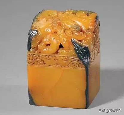 天价田黄石拍出史上最贵价格,田黄石每克3万真假田黄