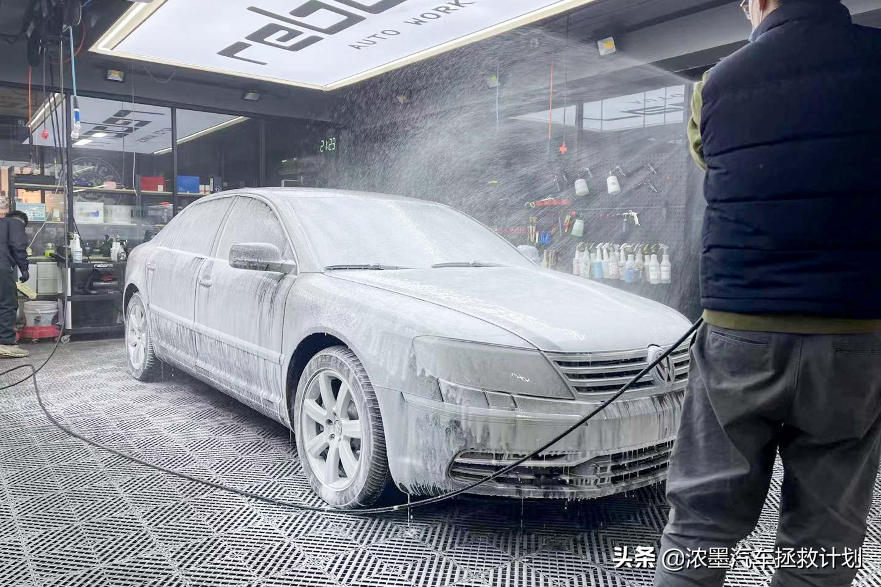 大众辉腾vr6,德系老款大众辉腾