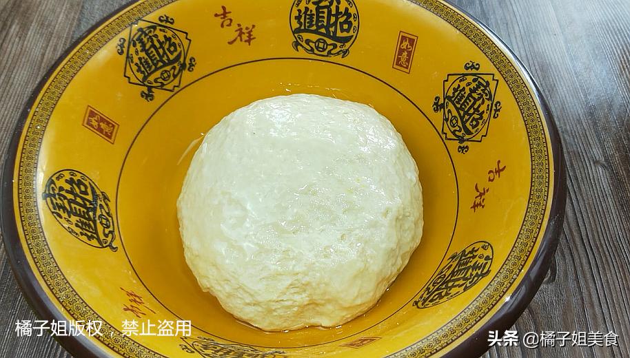 油条的家常做法蓬松暄软做法简单,油条的家常做法酥脆空心蓬松