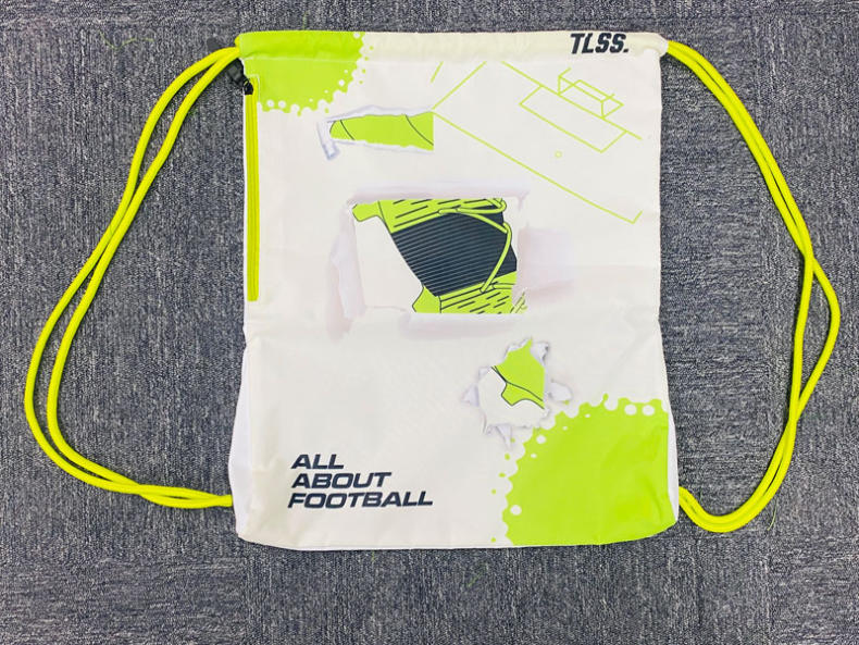 买齐！TLSS潮流元素装备束口袋