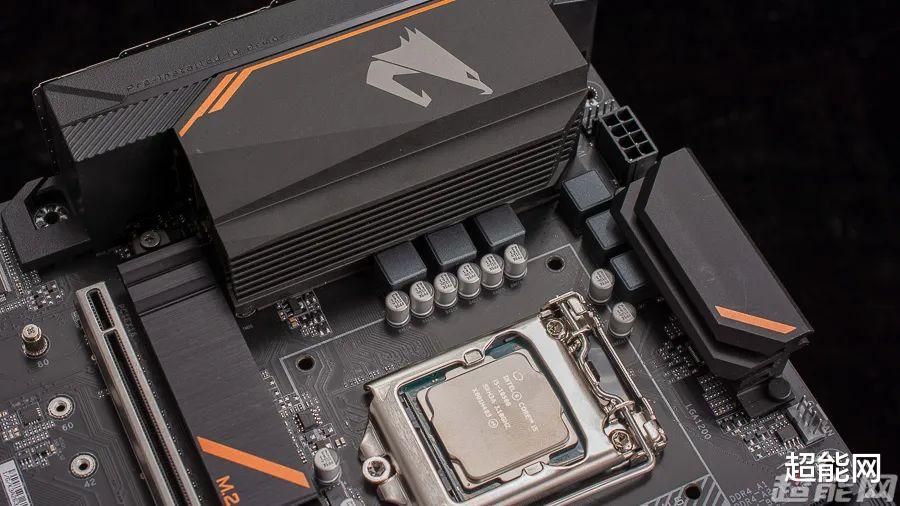 酷睿i510400f对比i78700,酷睿i5-9400排名