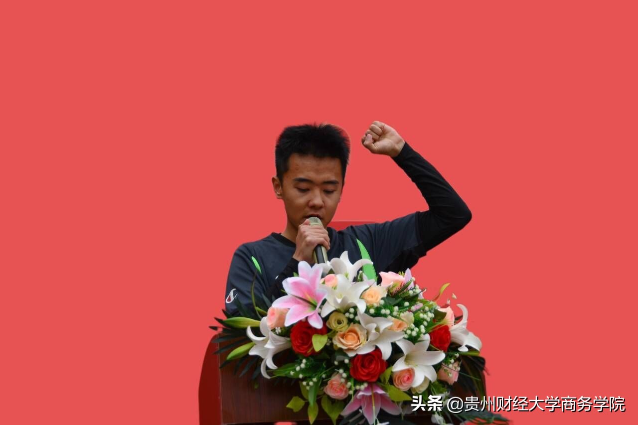 构建校园足球文化做新时代追梦人,感恩季成长活动要自己开始吗