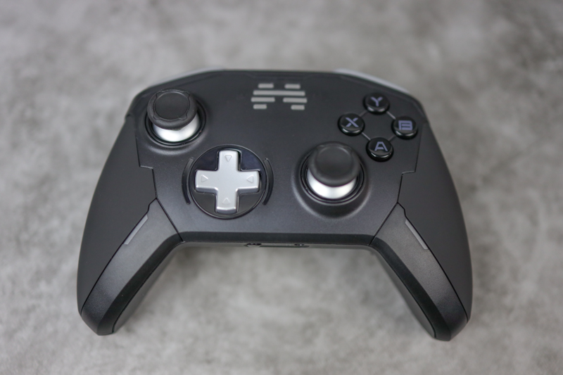 北通宙斯游戏手柄连switch,switch手柄北通飞智