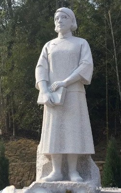 袁昌英是哪里出生的,袁昌英祖籍是哪里