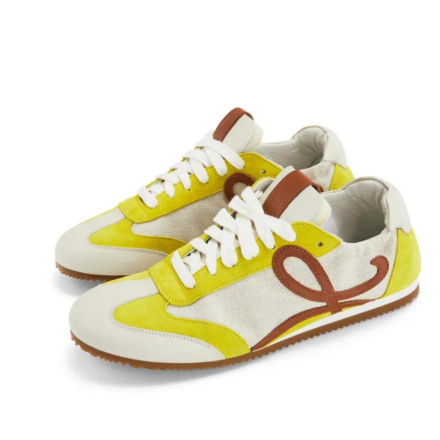 德训鞋奶油蓝白,白百何黑色德训鞋穿搭