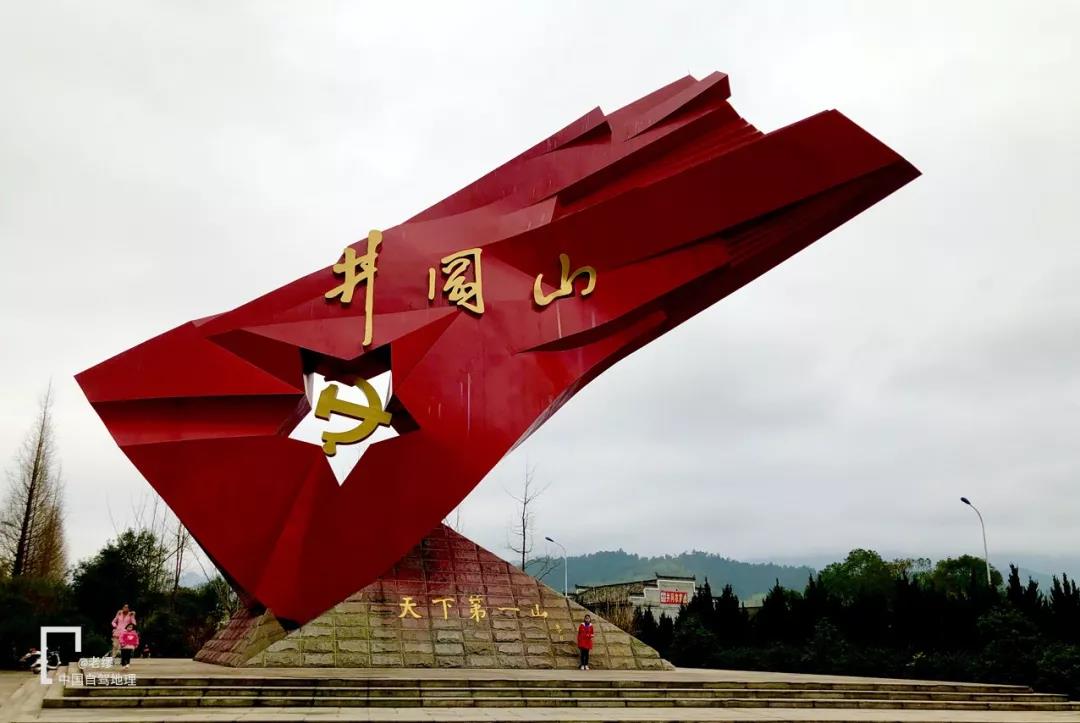 国内100条精华自驾路线地图攻略,江西旅游一条线攻略