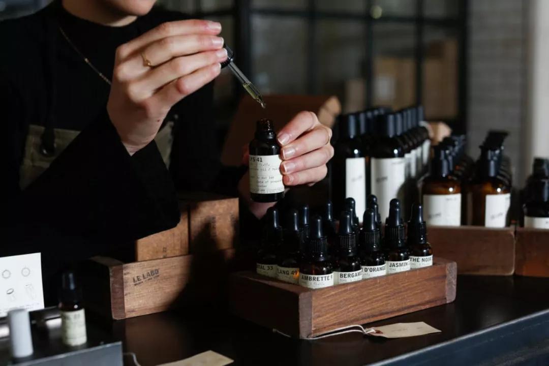 保湿的身体乳公认最好用,抹了身体乳皮肤干燥起皮