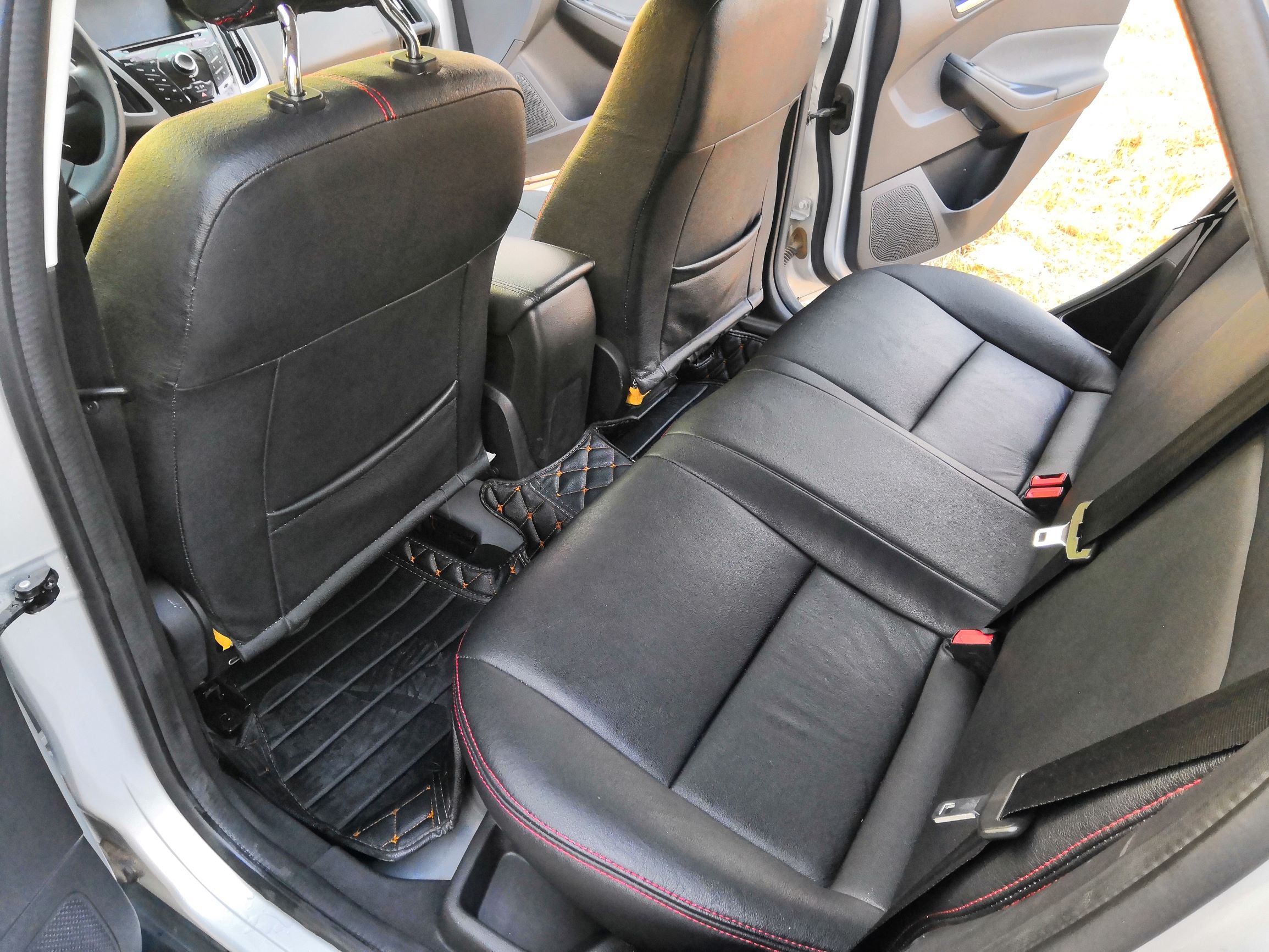 五万左右二手车买什么车舒适,五万以下二手车买什么车外观好看