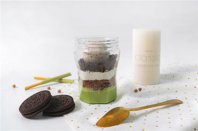 黑珍珠一钻雪蟹宴、谢霆锋爱吃的网红甜品……11月新店榜来了！