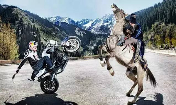 31年卖750亿罐，这款饮料造就两个首富一个巨富，光名字就值500亿