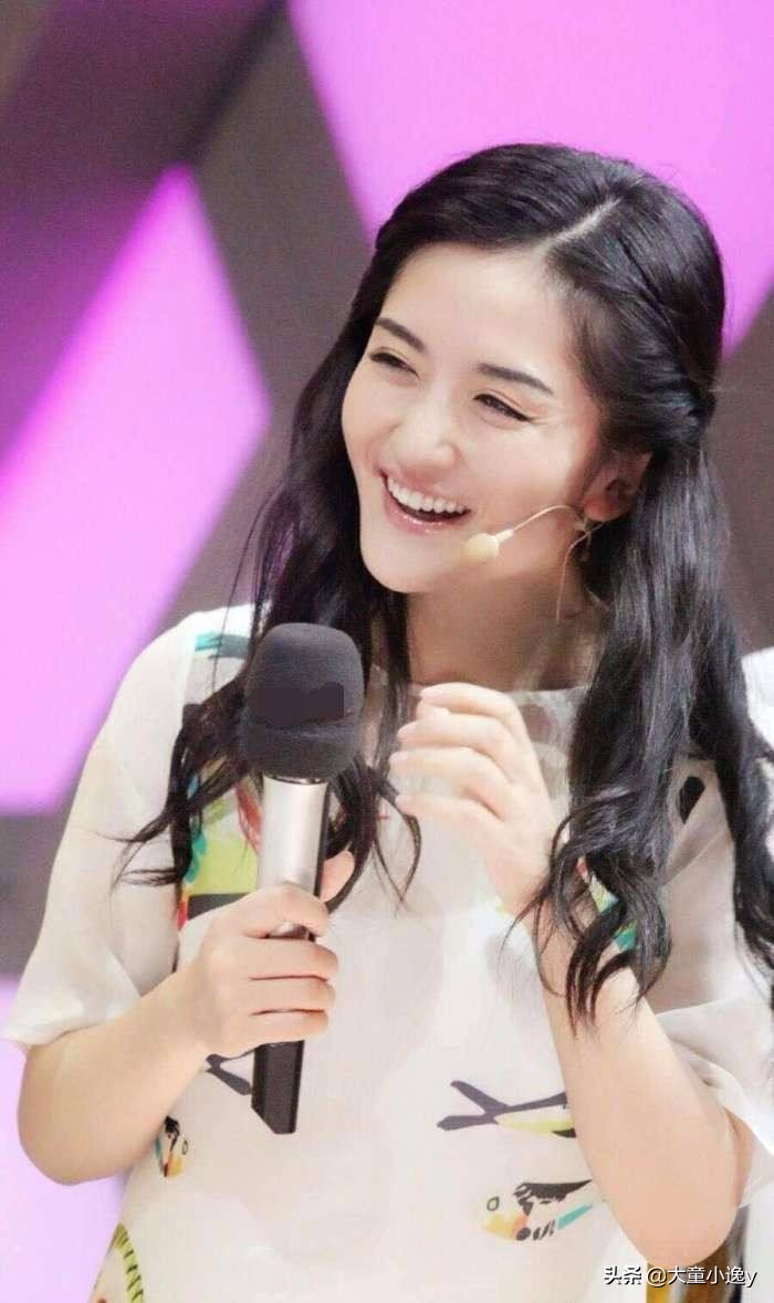 董卿谢娜上热搜,董卿怒怼观众完整版