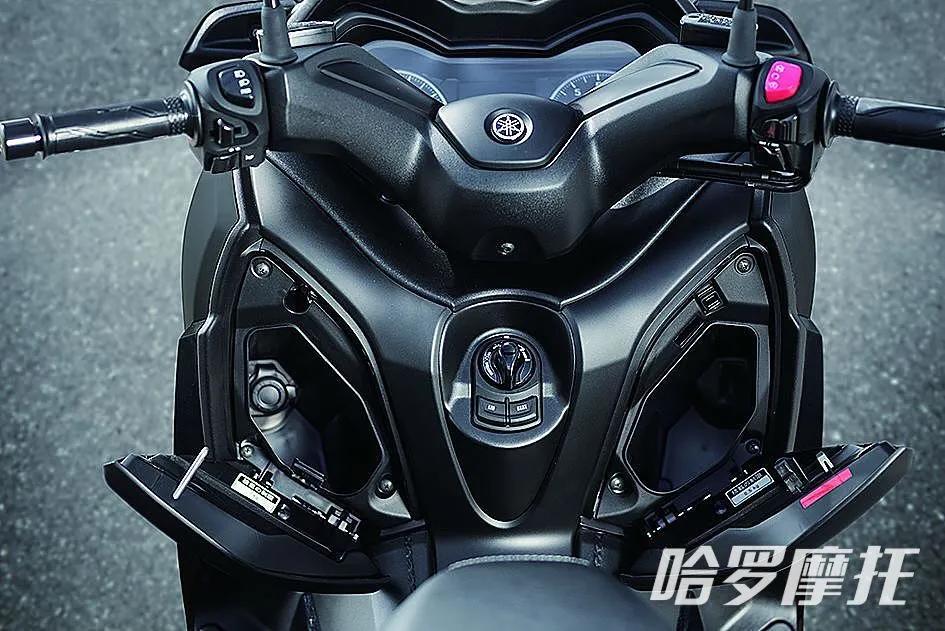 雅马哈踏板xmax300,雅马哈xmax300改装