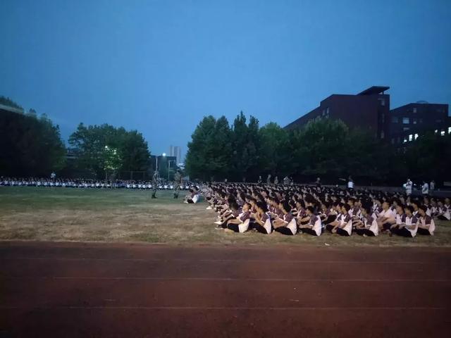 固始永和中学军训2019初一,河南固始永和高中军训