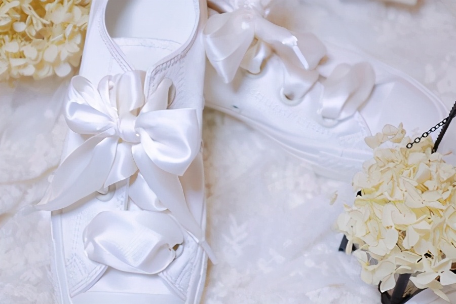 结婚婚鞋穿什么颜色最好,结婚婚鞋什么样的合适