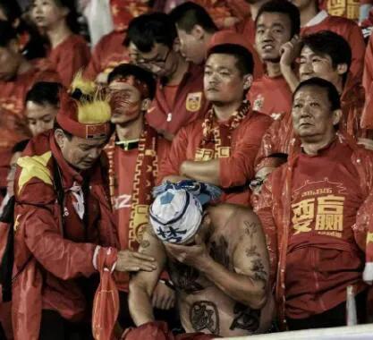 与国足同行,18年世预赛12强赛国足