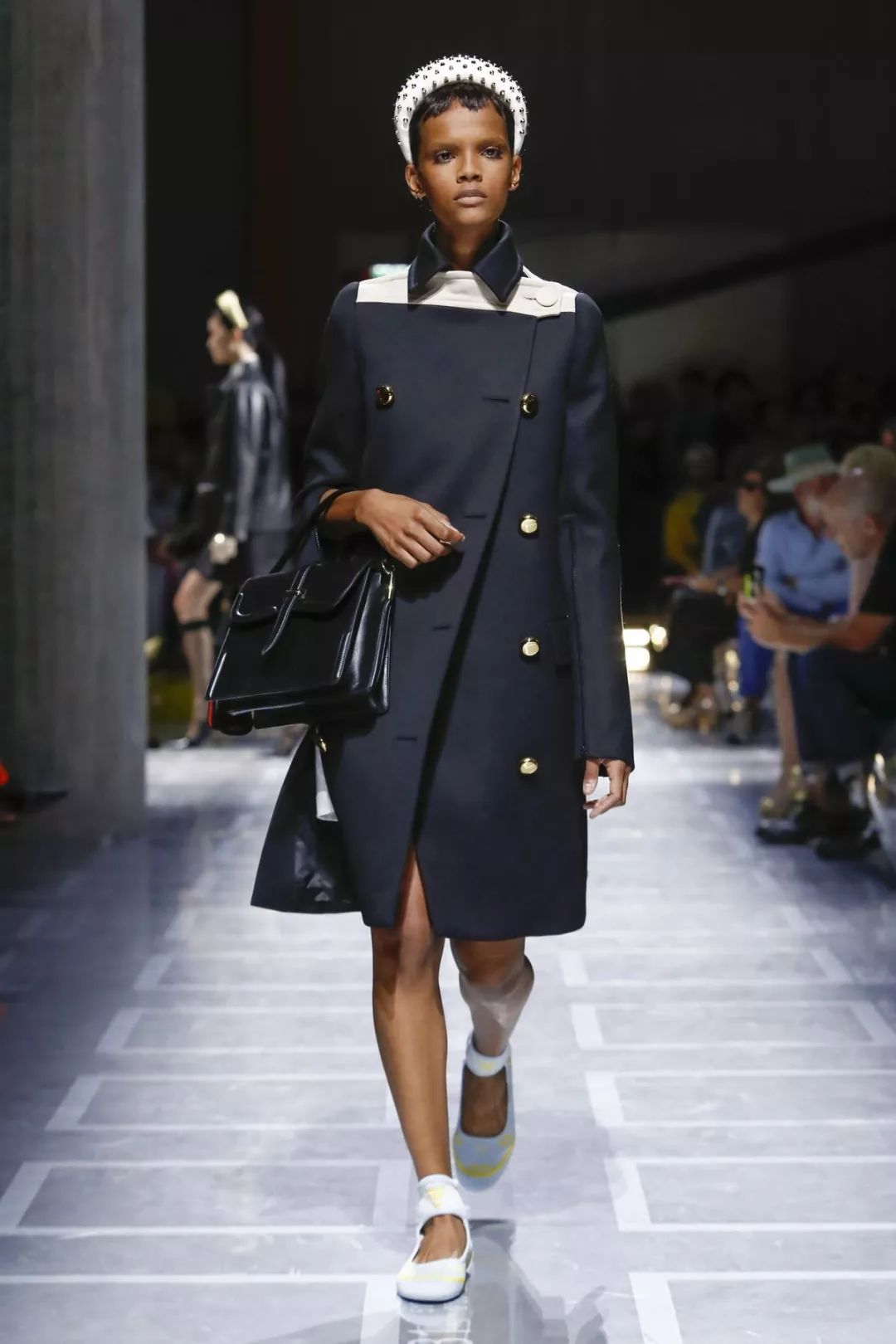 刘雯樱花紫色,刘雯拍过啥片