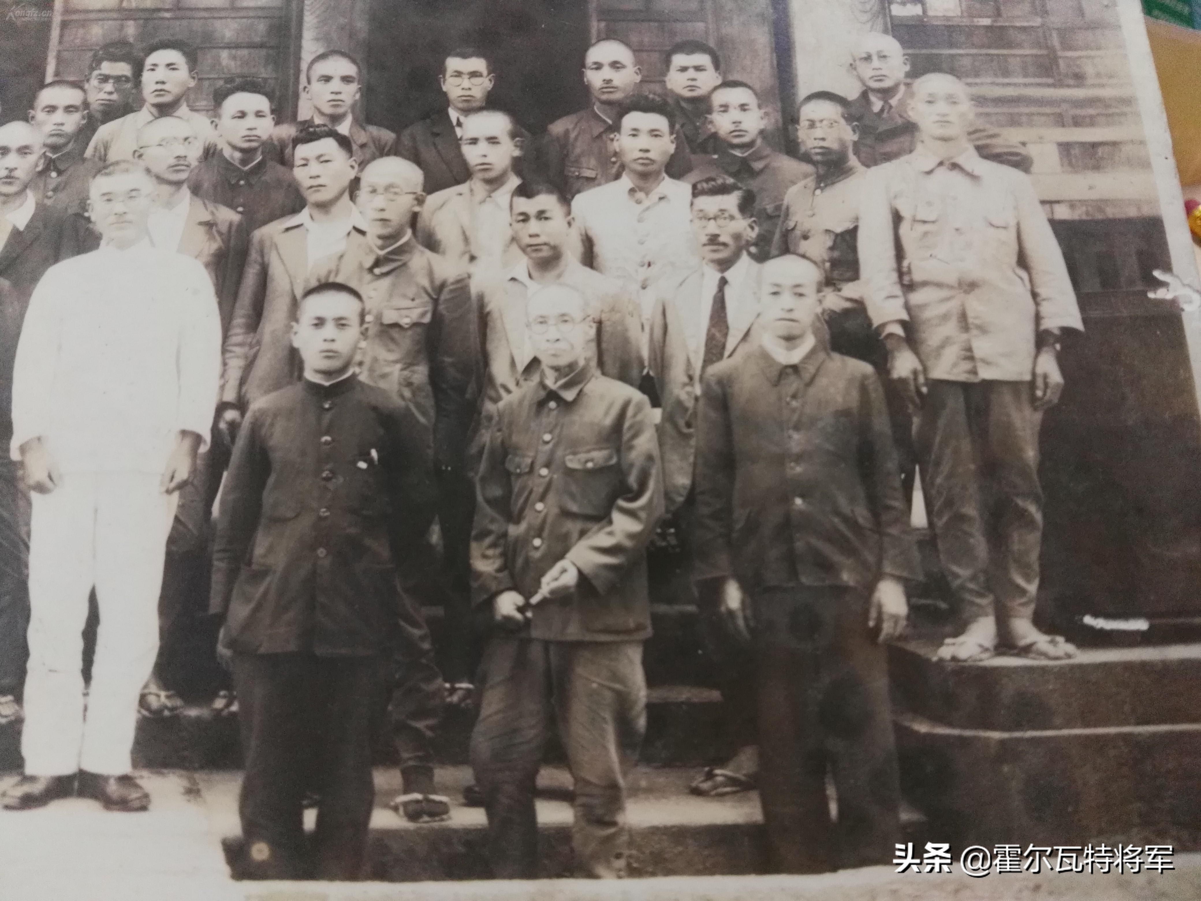 医生高薪,医生工资比老师高得多