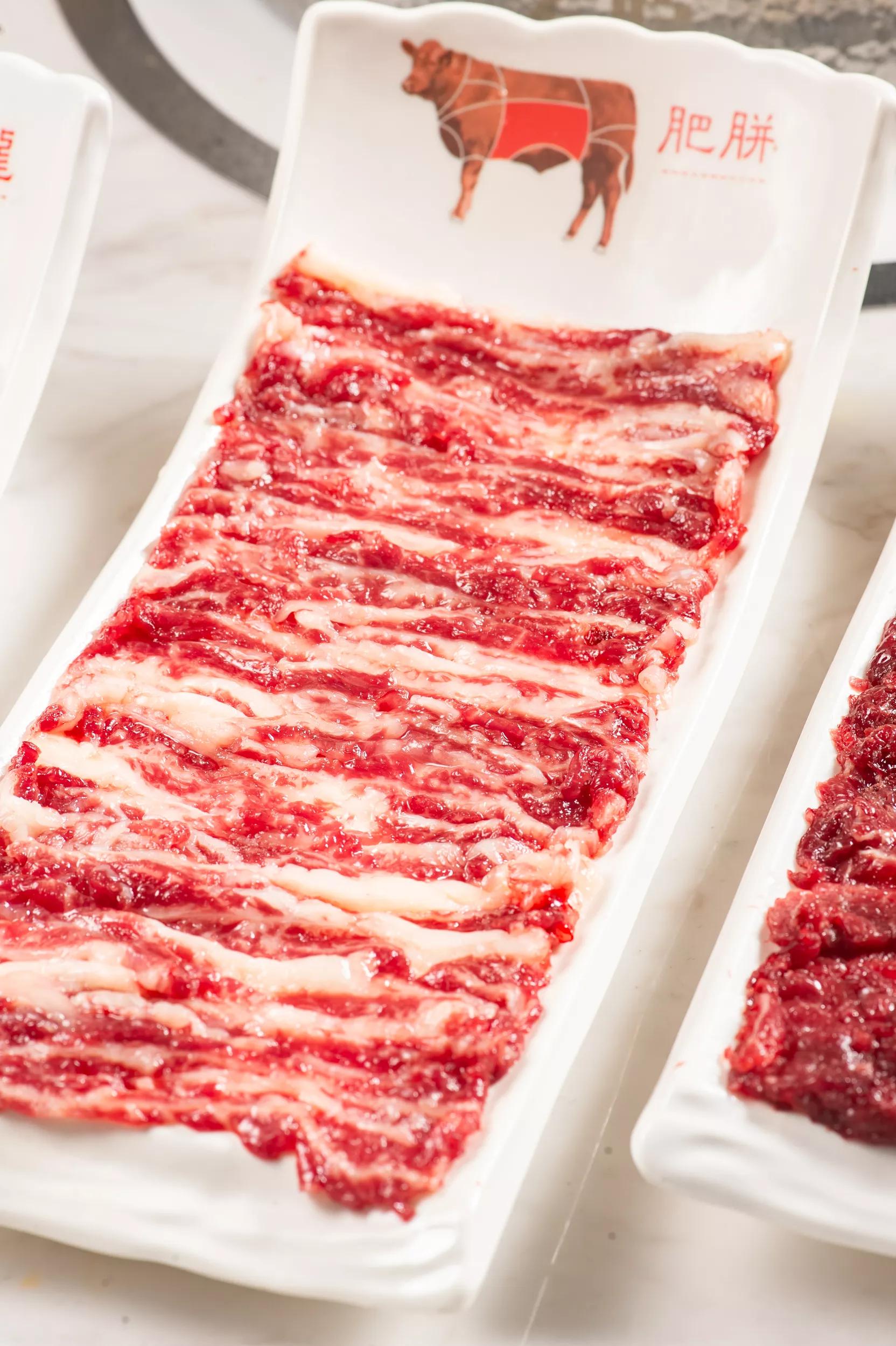 市场买的鲜牛肉涮火锅前怎么处理,鲜牛肉火锅怎么煮不会老