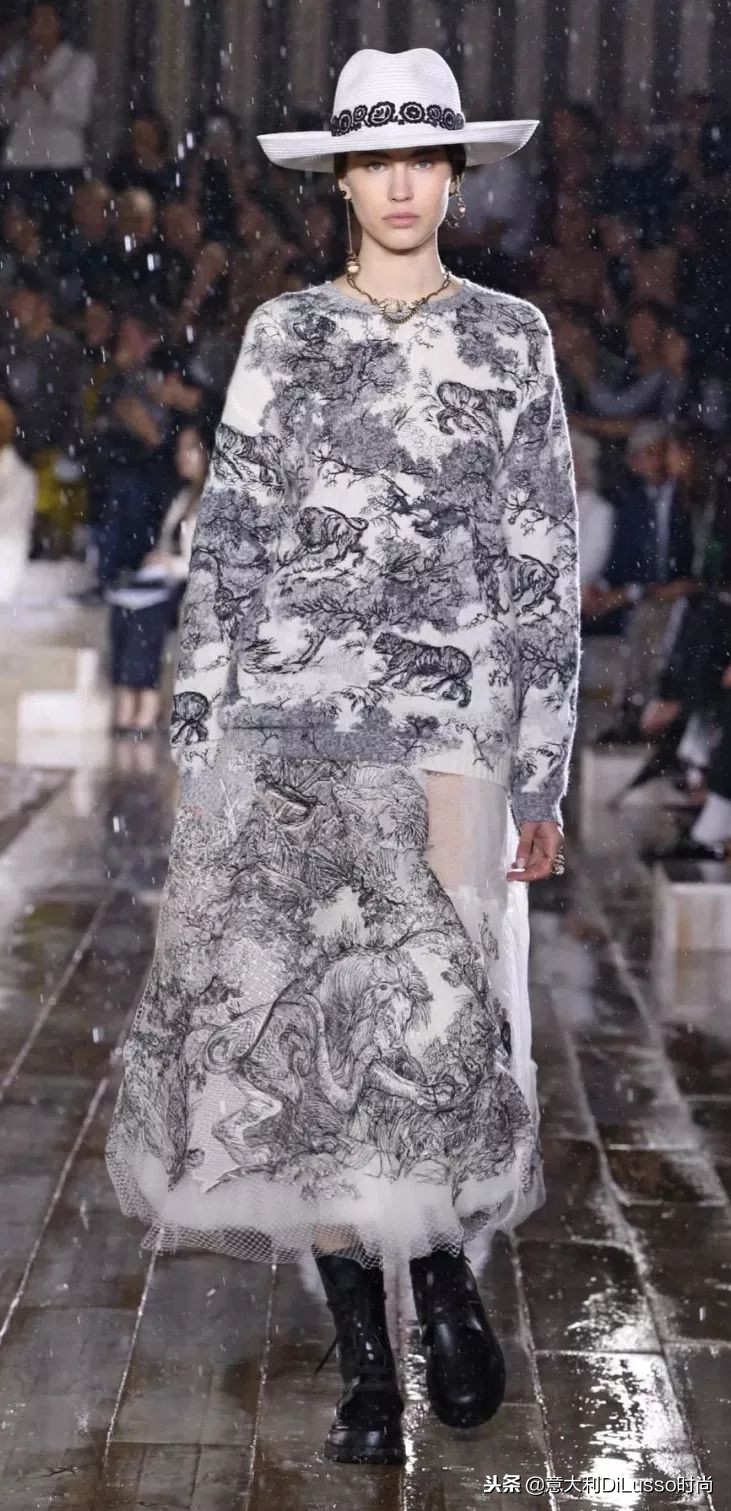 dior快闪店服装,dior女装快闪店