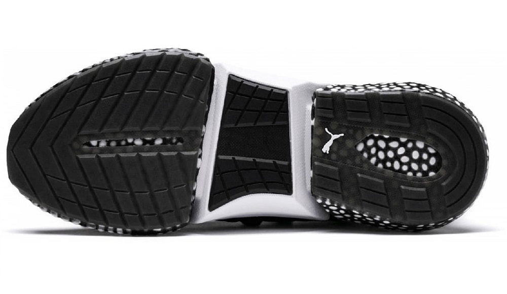 耐克阿迪达斯彪马哪个更出名,阿迪达斯和彪马哪个耐穿