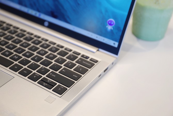 1kg以内超轻薄笔记本1035g1,1kg左右的轻薄本