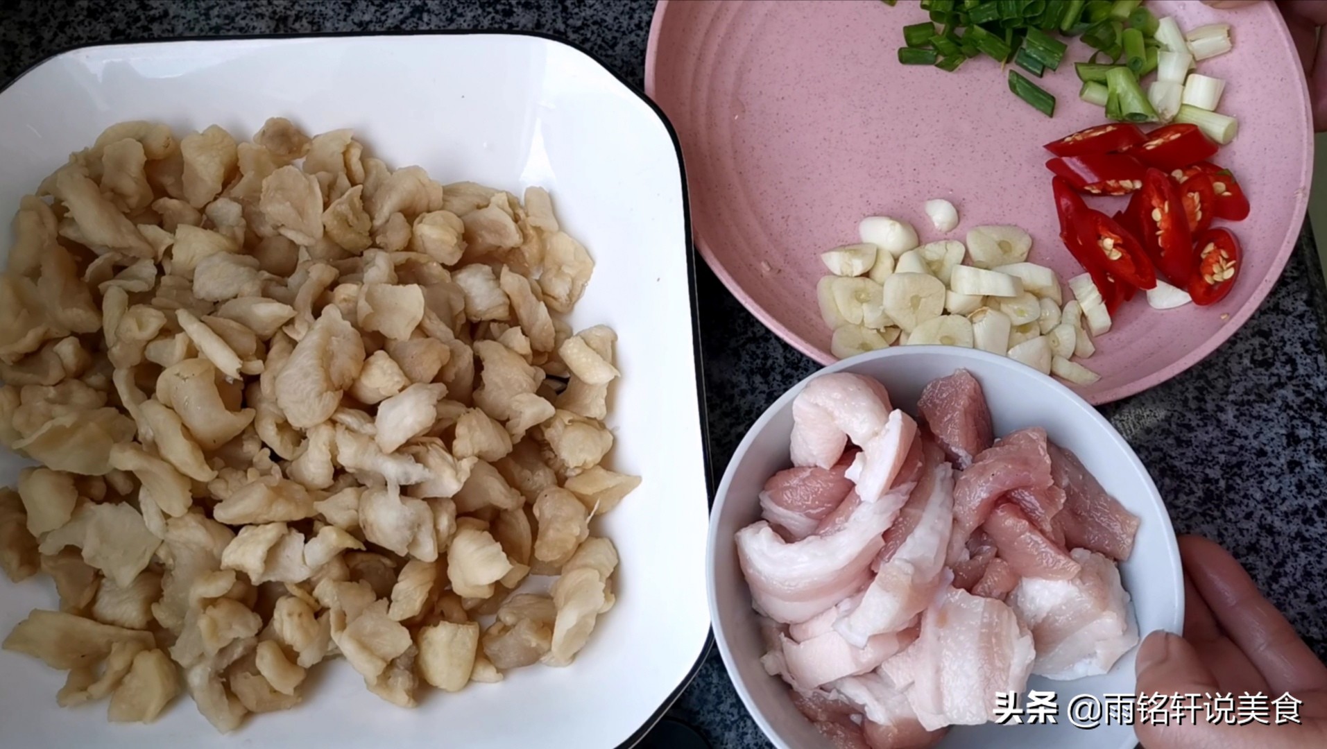 萝卜多到吃不完怎么做好吃,萝卜最过瘾的吃法不腌不炖