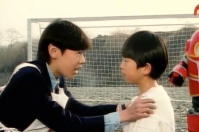 铁甲小宝可爱的样子,铁甲小宝三个铁憨憨表情包