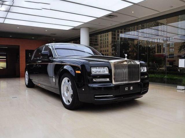 1000万劳斯莱斯幻影，这车怎么样？来听下车主用车后的真实感受