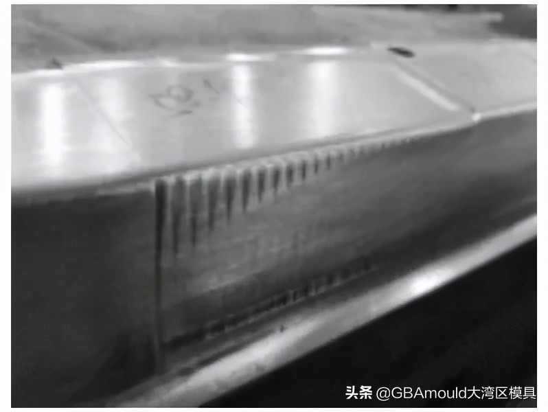 汽车冲压模具验收标准,丽水汽车覆盖件冲压模具配件