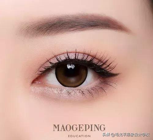 怎样画出大眼妆,如何画出精致眼妆