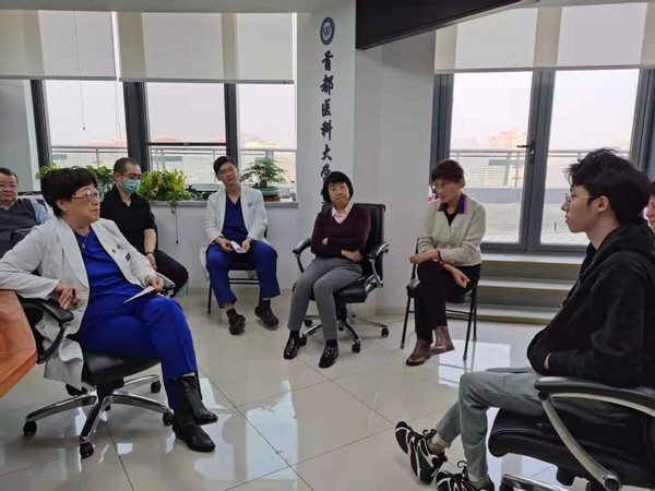 19年后，凌锋曾救治的脊柱裂患儿成“最强大脑”